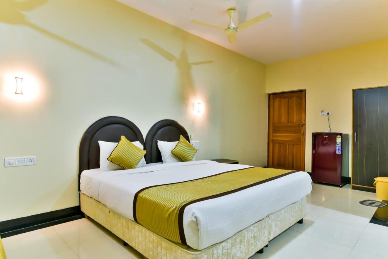 Baga Fantacia Beach Inn Calangute Zewnętrze zdjęcie