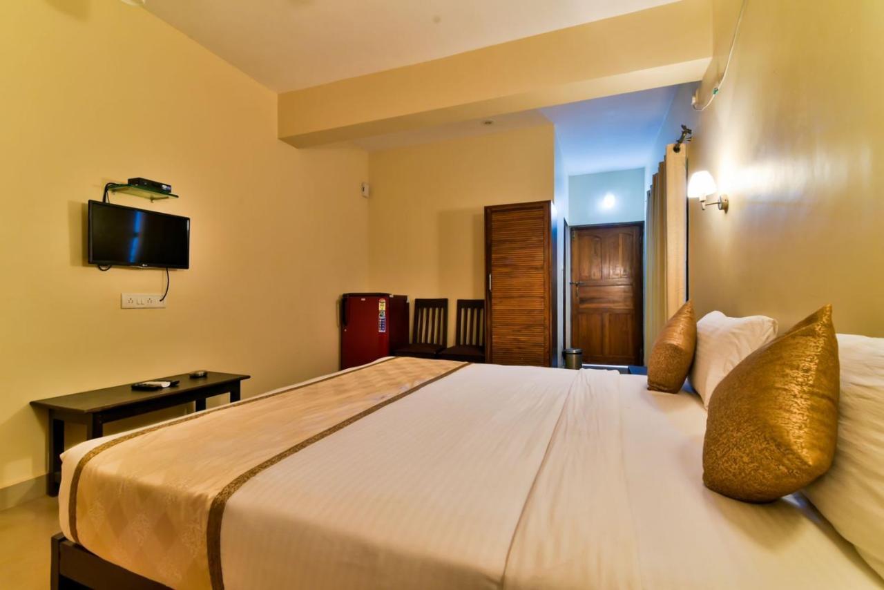 Baga Fantacia Beach Inn Calangute Zewnętrze zdjęcie