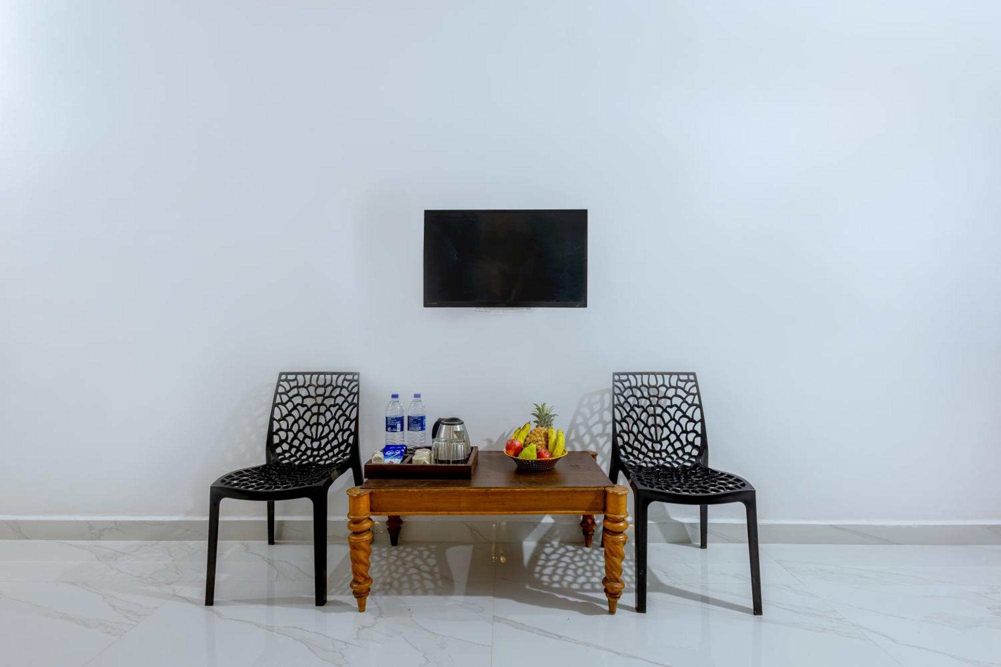Baga Fantacia Beach Inn Calangute Pokój zdjęcie