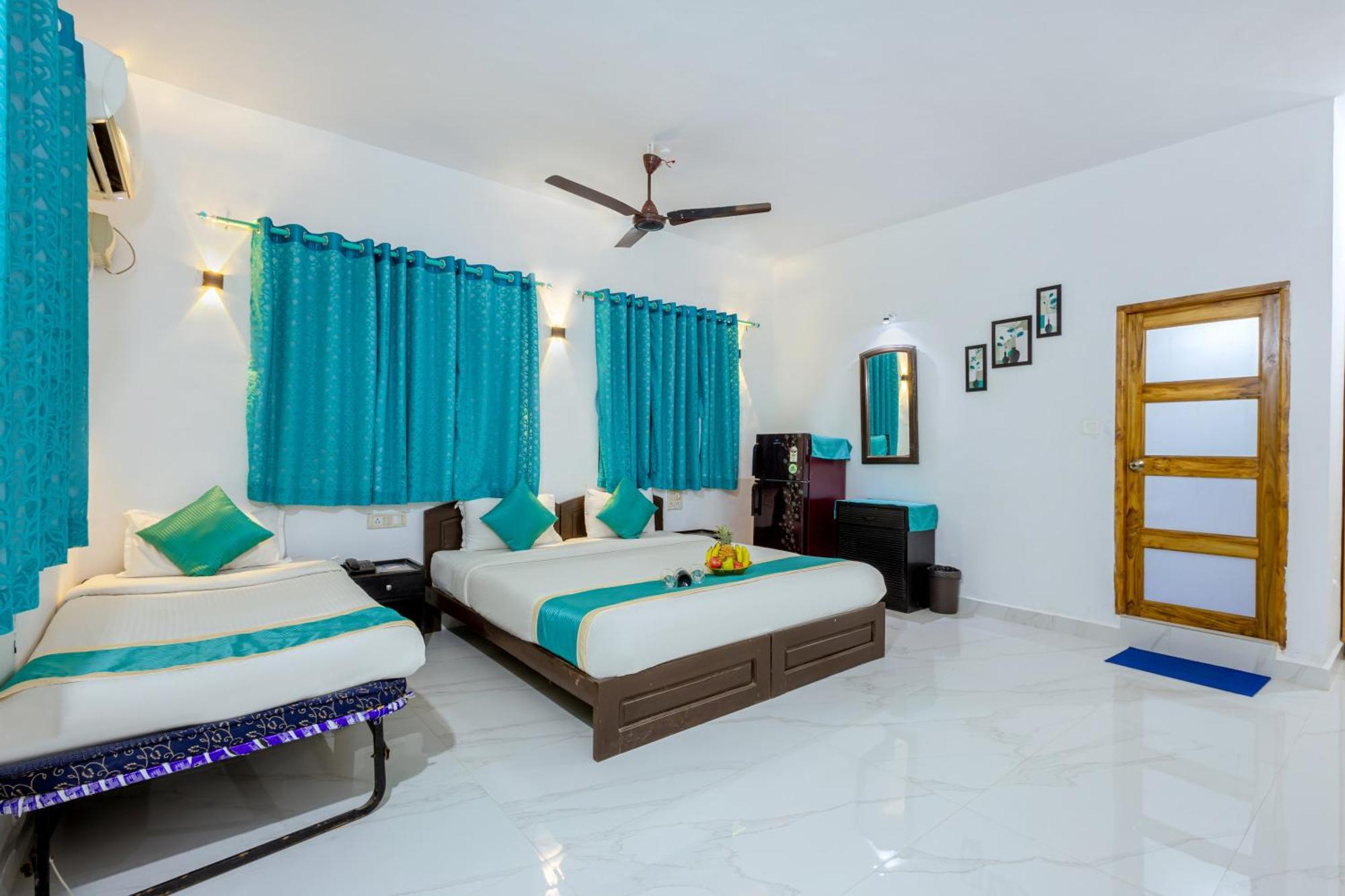 Baga Fantacia Beach Inn Calangute Pokój zdjęcie