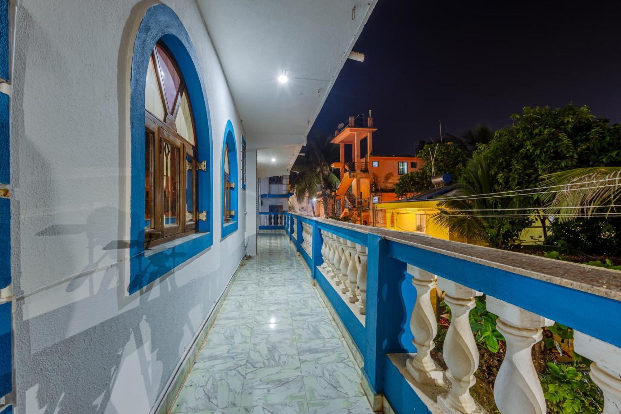 Baga Fantacia Beach Inn Calangute Pokój zdjęcie